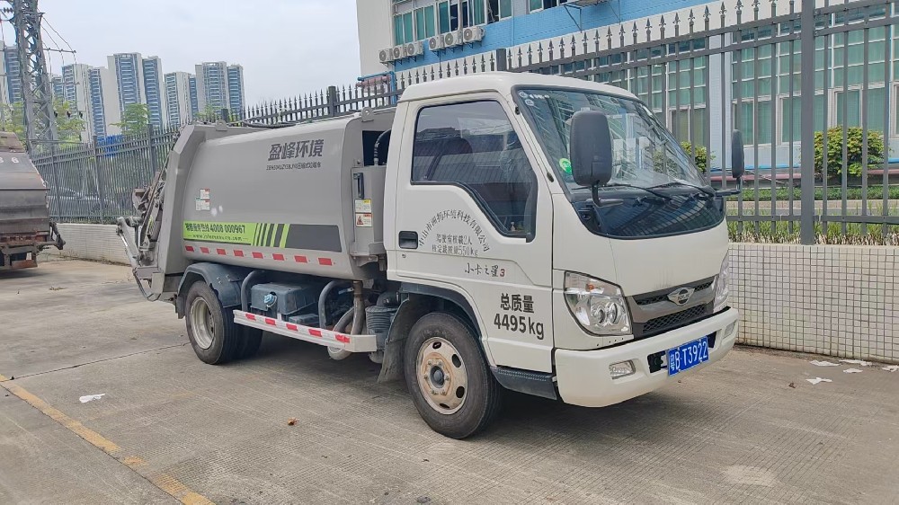 二手环卫车:经济寒冬里,行业人最务实的选择